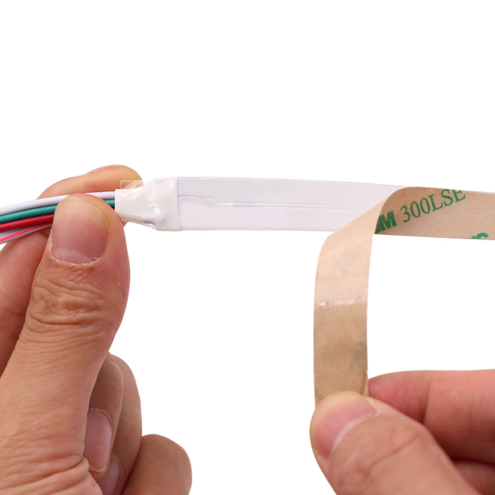 TM1814 24V Addressable RGBW LED Strip 12mm 84 LEDs/m 14 ICs/m TM1814 24V Addressable RGBW LED Strip 12mm 84 LEDs/m 14 ICs/m